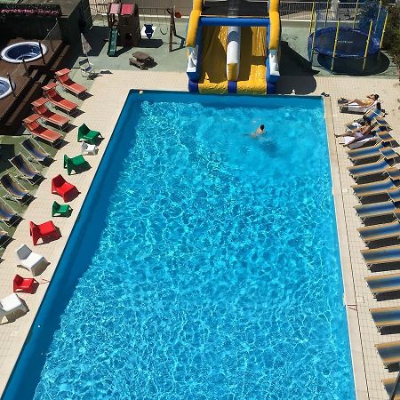 Hotel Jumbo Rimini Eksteriør billede