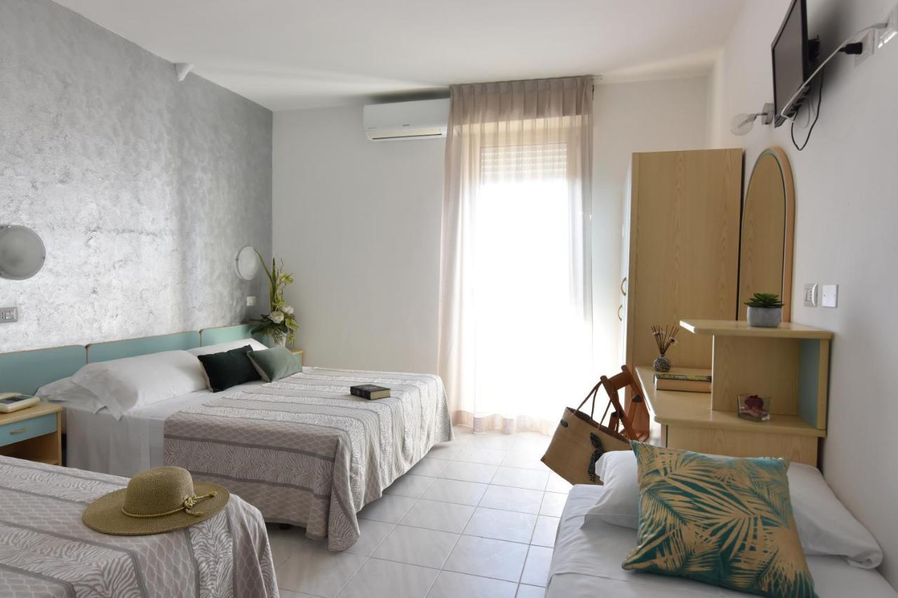 Hotel Jumbo Rimini Eksteriør billede