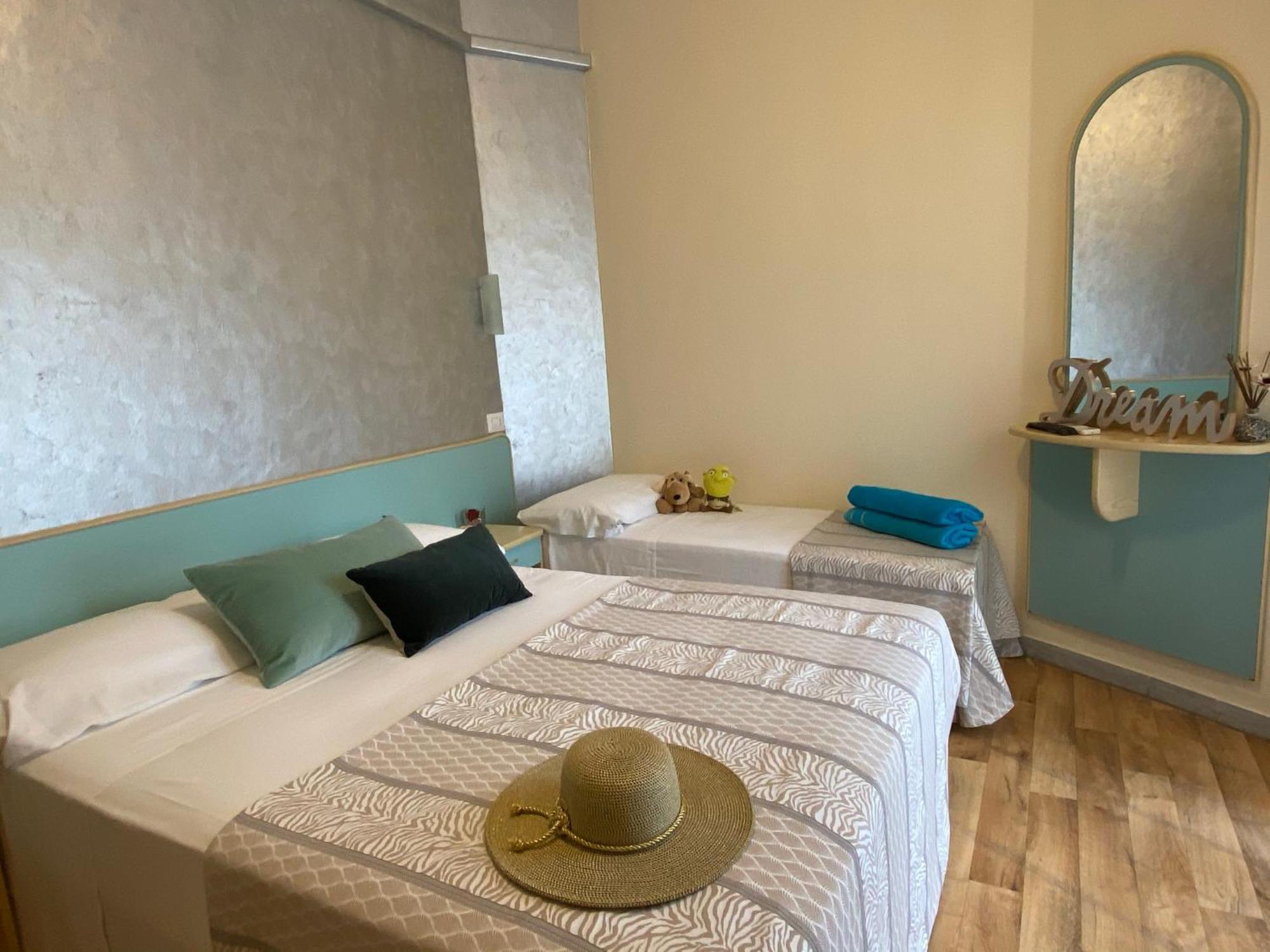 Hotel Jumbo Rimini Eksteriør billede